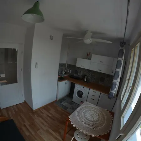 Ul. Ugorek Koło Areny