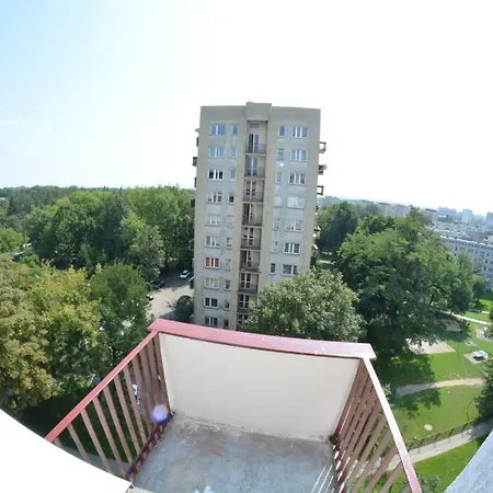 Ul. Ugorek Koło Areny *