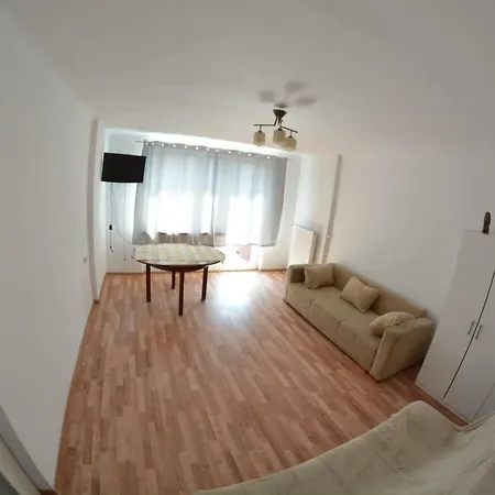 Ul. Ugorek Kolo Areny * كراكوفيا