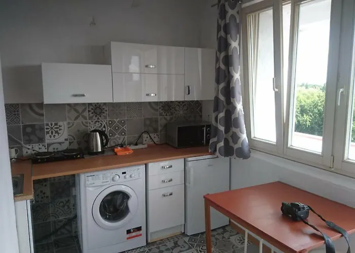 Ul. Ugorek Koło Areny Apartament