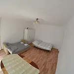 Ul. Ugorek Kolo Areny *