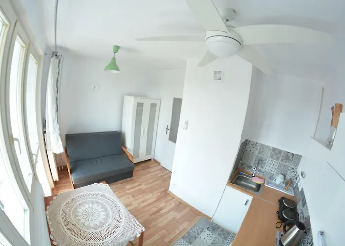 Ul. Ugorek Kolo Areny * Cracovie